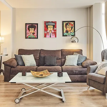 Апартаменти La Casa De Carmen Centro Historico Free Parking Aire Centralizado *
